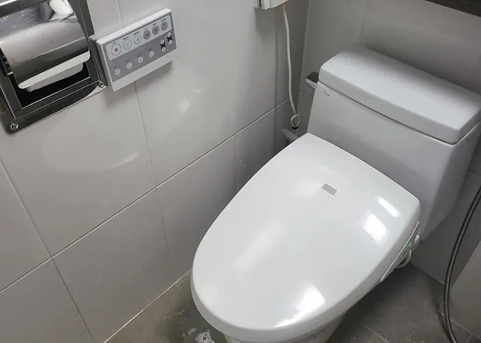 1-3507#sinnonhyeon High-rise View #garden View #gangnam Station Line 2, Sinbundang Line #sinnonhyeon Station Line 9 #hotel Bedding #new Building