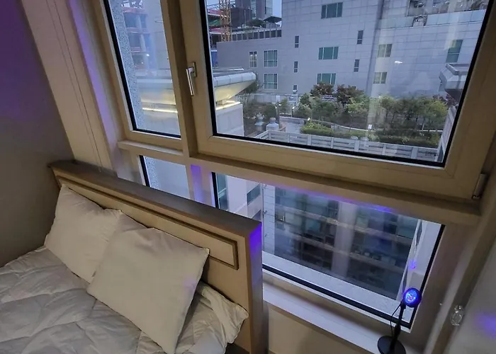 1-3507#sinnonhyeon High-rise View #garden View #gangnam Station Line 2, Sinbundang Line #sinnonhyeon Station Line 9 #hotel Bedding #new Building *